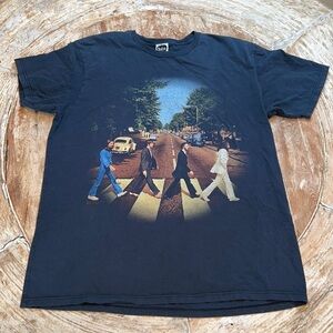 Vintage 2005 The Beatles Abbey Road Black Rock Apple T Shirt Size XL